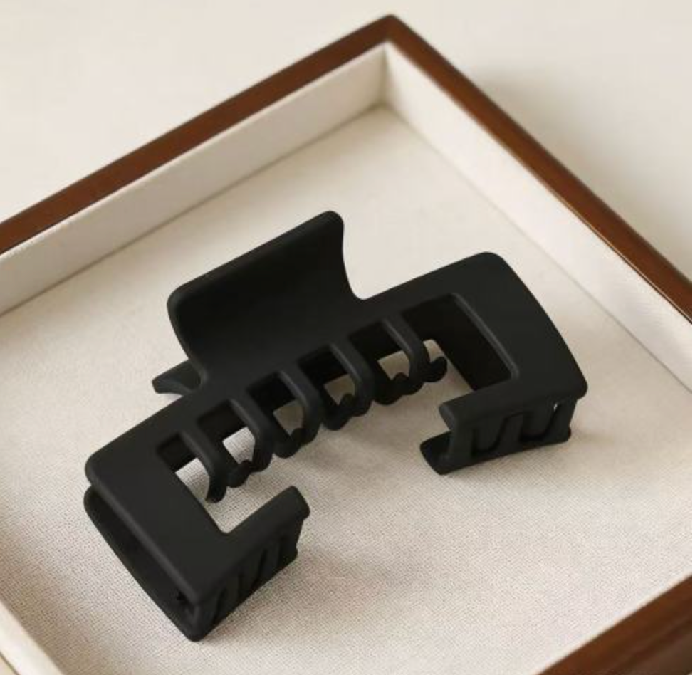 Hat claw clip